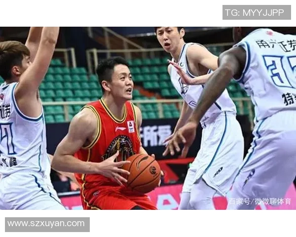 南京乒乓球队在城市联赛积分榜上以54分稳居第一名，表现抢眼