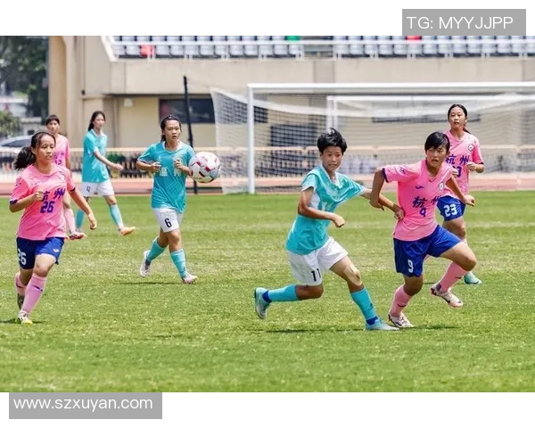 赛后复盘重庆足球队与杭州足球队心理素质对比分析与启示